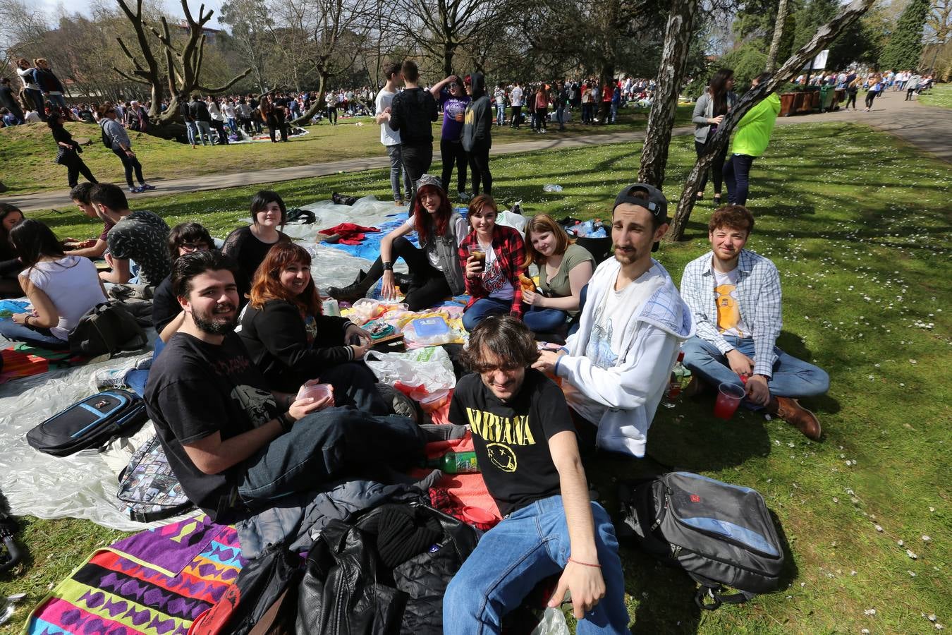 ¿Estuviste en la Comida en la calle de Avilés? ¡Búscate!