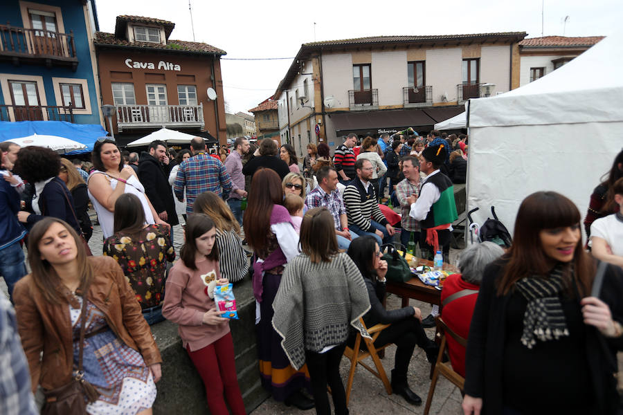 La Pola celebra los Güevos Pintos (2)