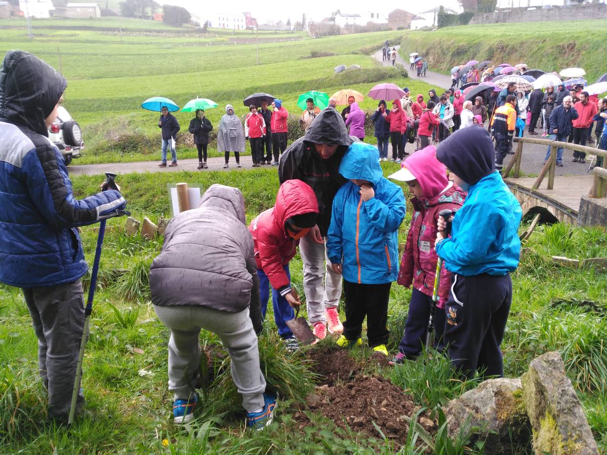 El Franco camina en apoyo a los afectados por los incendios