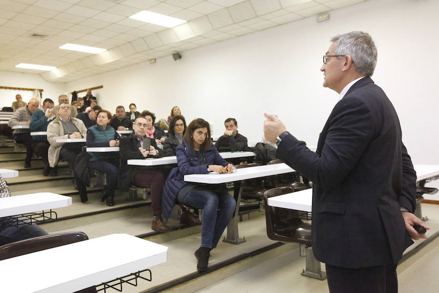 Los candidatos a rector a la Universidad de Oviedo se presentan oficialmente