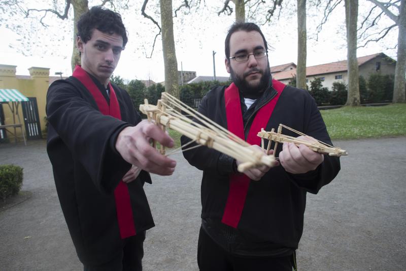 Flores de papel en el Botánico