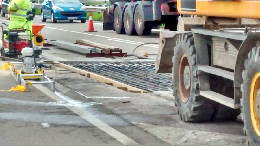 La autopista &#039;Y&#039;, en reparación