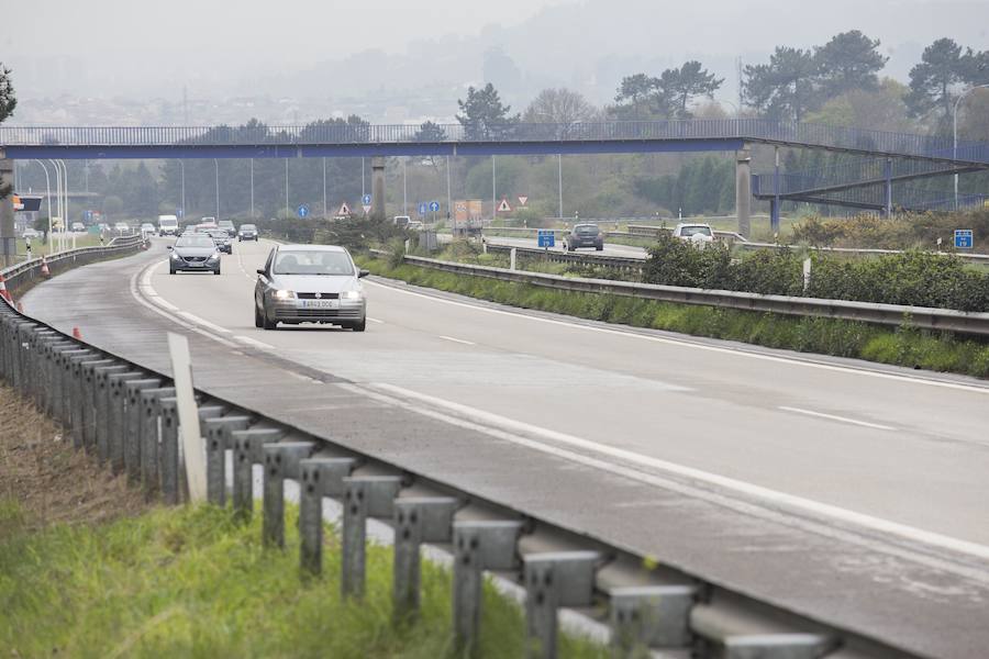 Segunda jornada de retenciones en la &#039;Y&#039; por las obras de reparación del pavimento