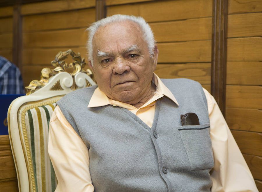 Pleno de Honores y Distinciones del Ayuntamiento de Gijón