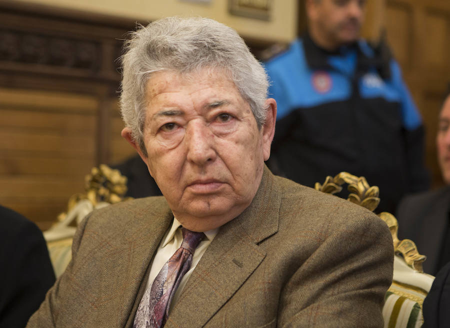 Pleno de Honores y Distinciones del Ayuntamiento de Gijón