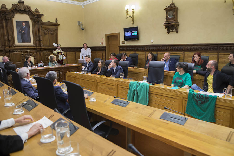 Pleno de Honores y Distinciones del Ayuntamiento de Gijón