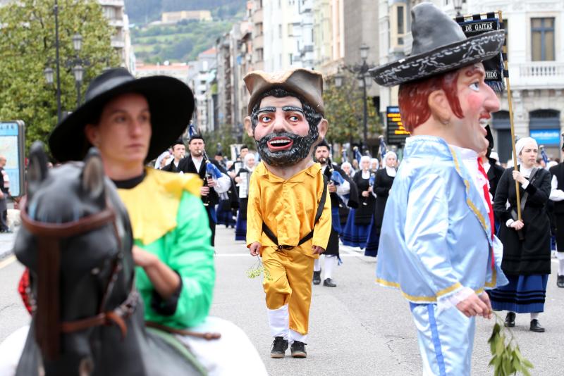 La Ascensión desfila por Oviedo