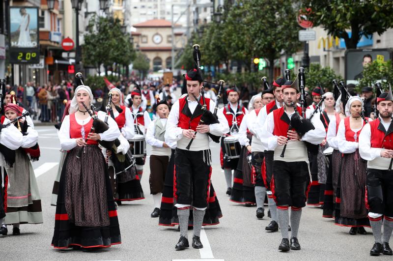 La Ascensión desfila por Oviedo