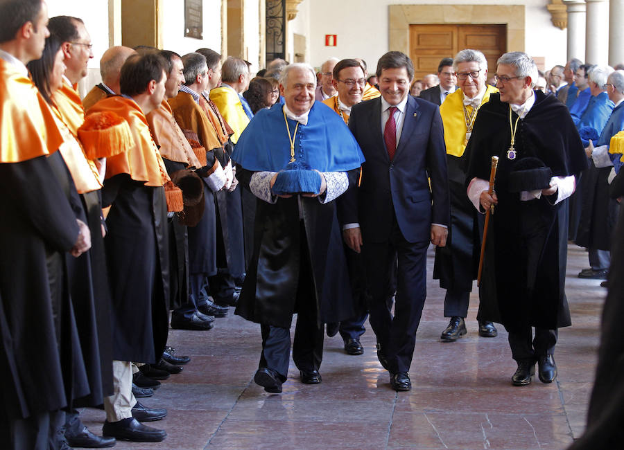 Un rector cercano que apela al diálogo y a la transparencia