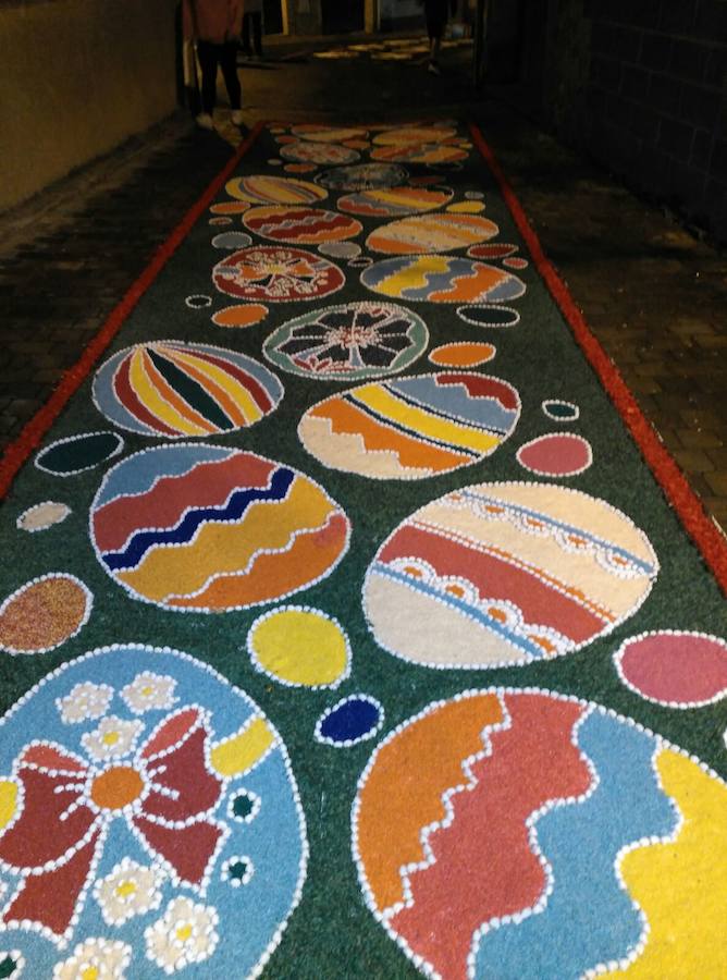 Alfombras florales en Castropol