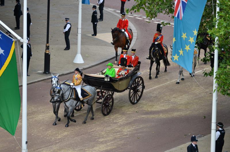 Un desfile para los 90 años de Isabel II