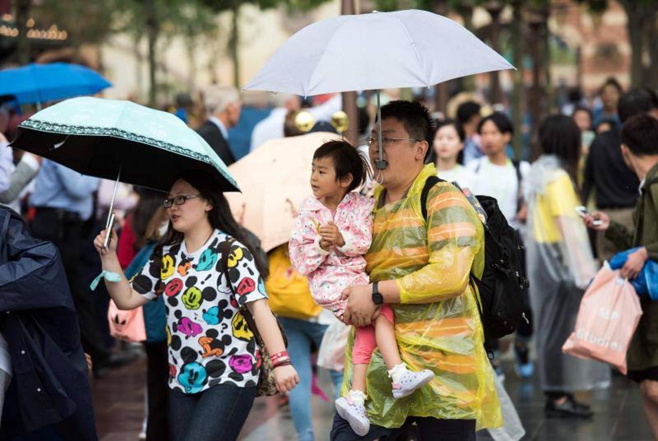 Abre el primer parque de atracciones Disney en China