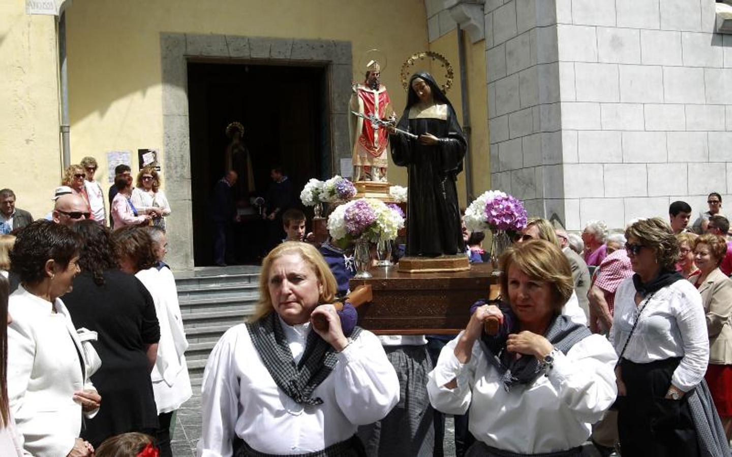 L&#039; Amuravela no deja títere con cabeza