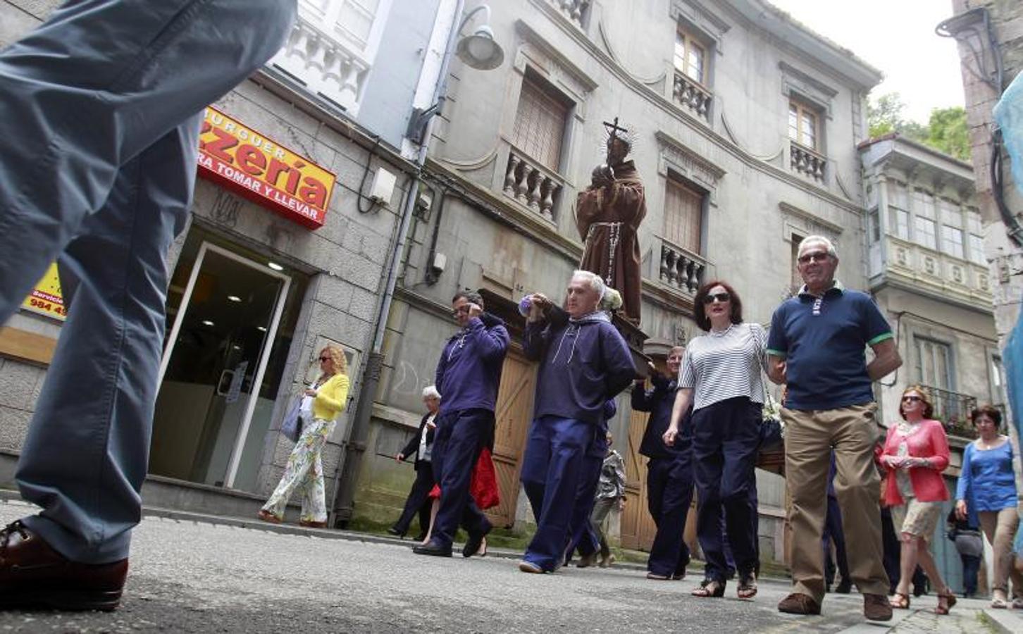 L&#039; Amuravela no deja títere con cabeza