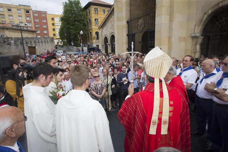 Polémica bendición de las aguas en Gijón