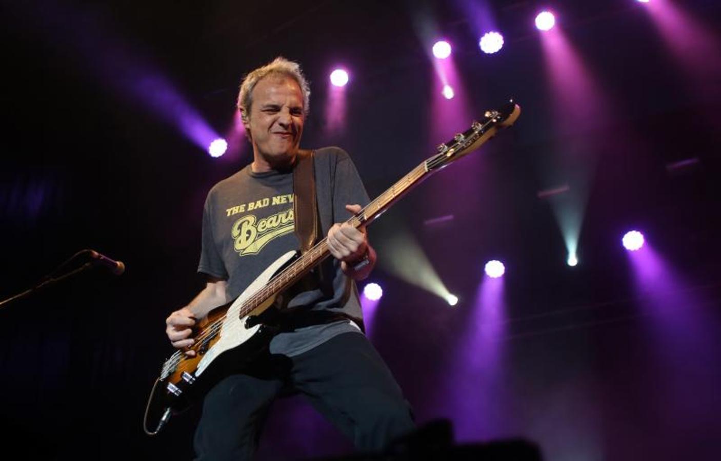 Los Hombres G hacen vibrar el festival Metrópoli de Gijón