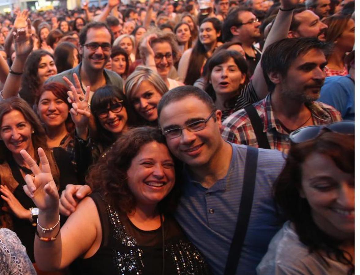 Los Hombres G hacen vibrar el festival Metrópoli de Gijón