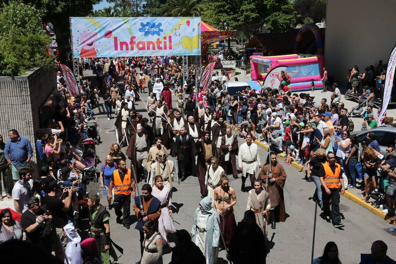 Metrópoli cierra sus puertas con un desfile de Star Wars