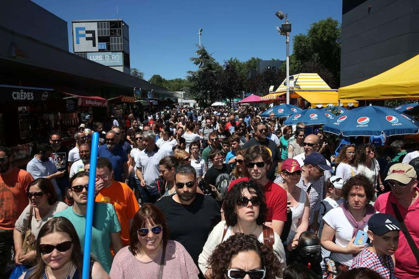 Metrópoli cierra sus puertas con un desfile de Star Wars