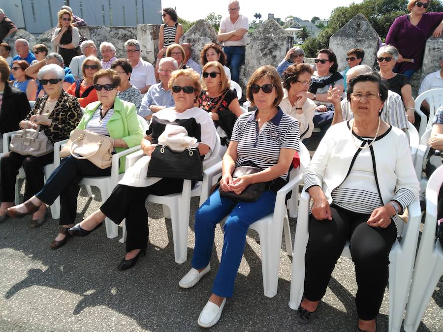 Multitudinario adiós al cura de Valdepares