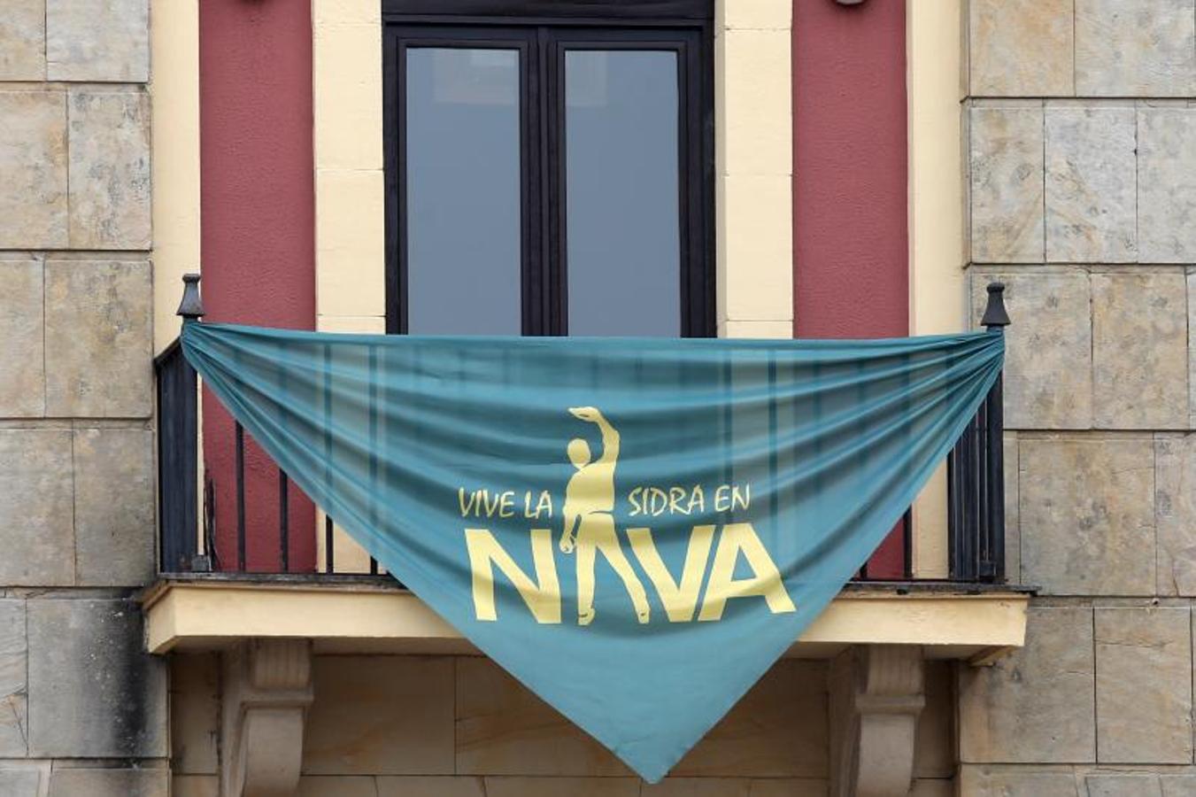 Salvador Ondó gana el Concurso de Escanciadores de Nava