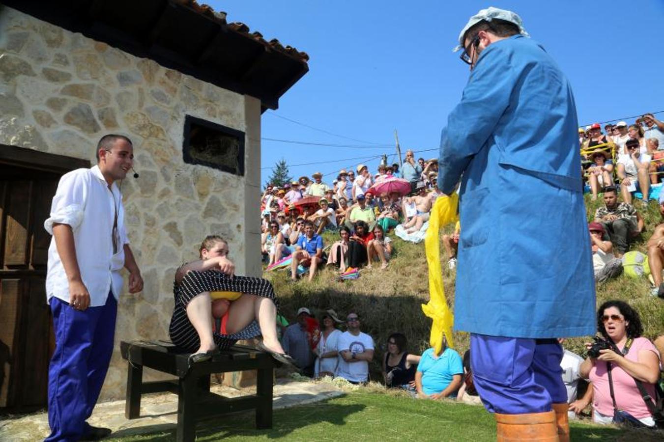 Valdesoto sale a la calle en carroza