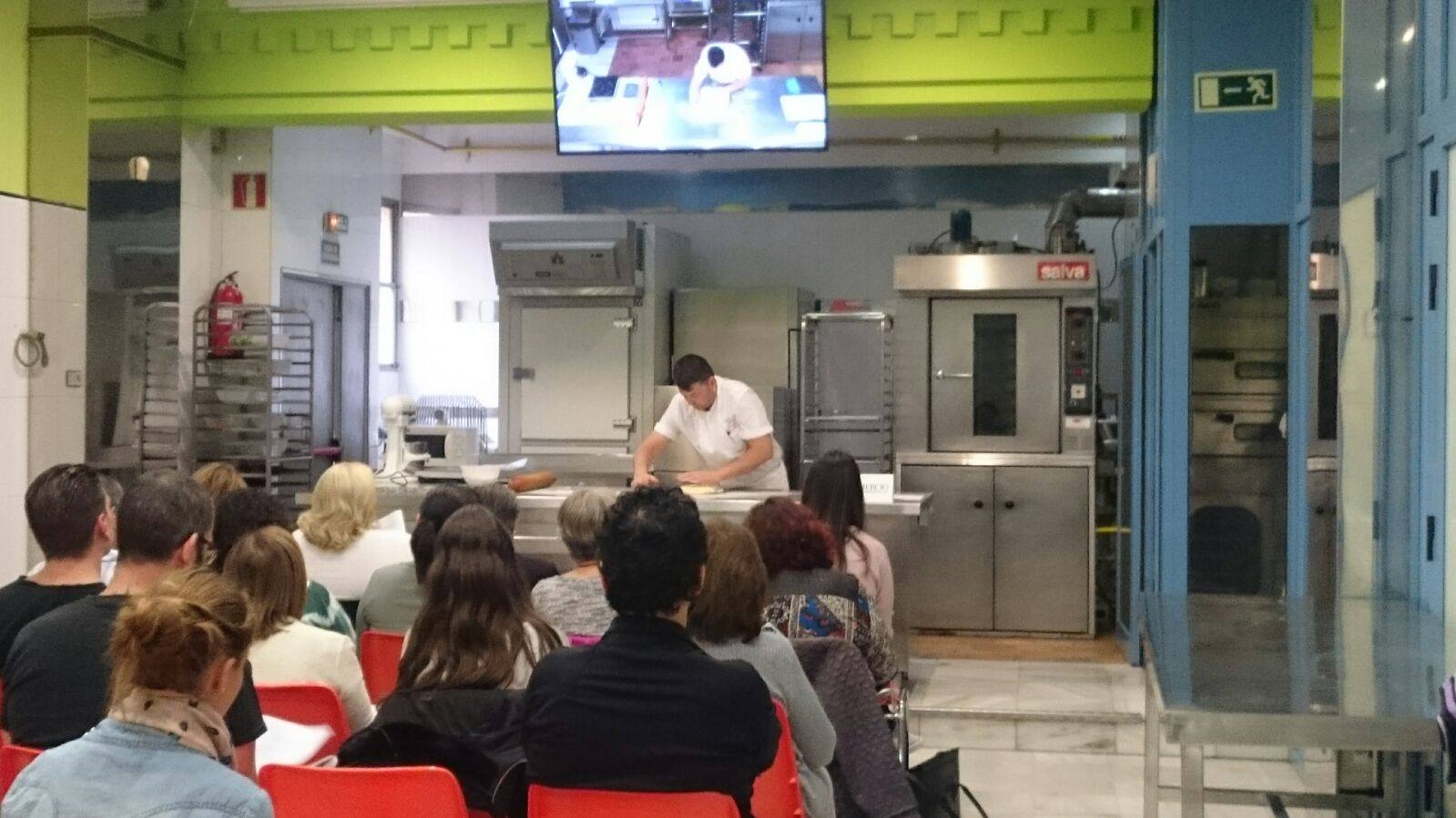 CURSO DE COCINA EL COMERCIO: Cocina con los maestros reposteros (Oviedo)