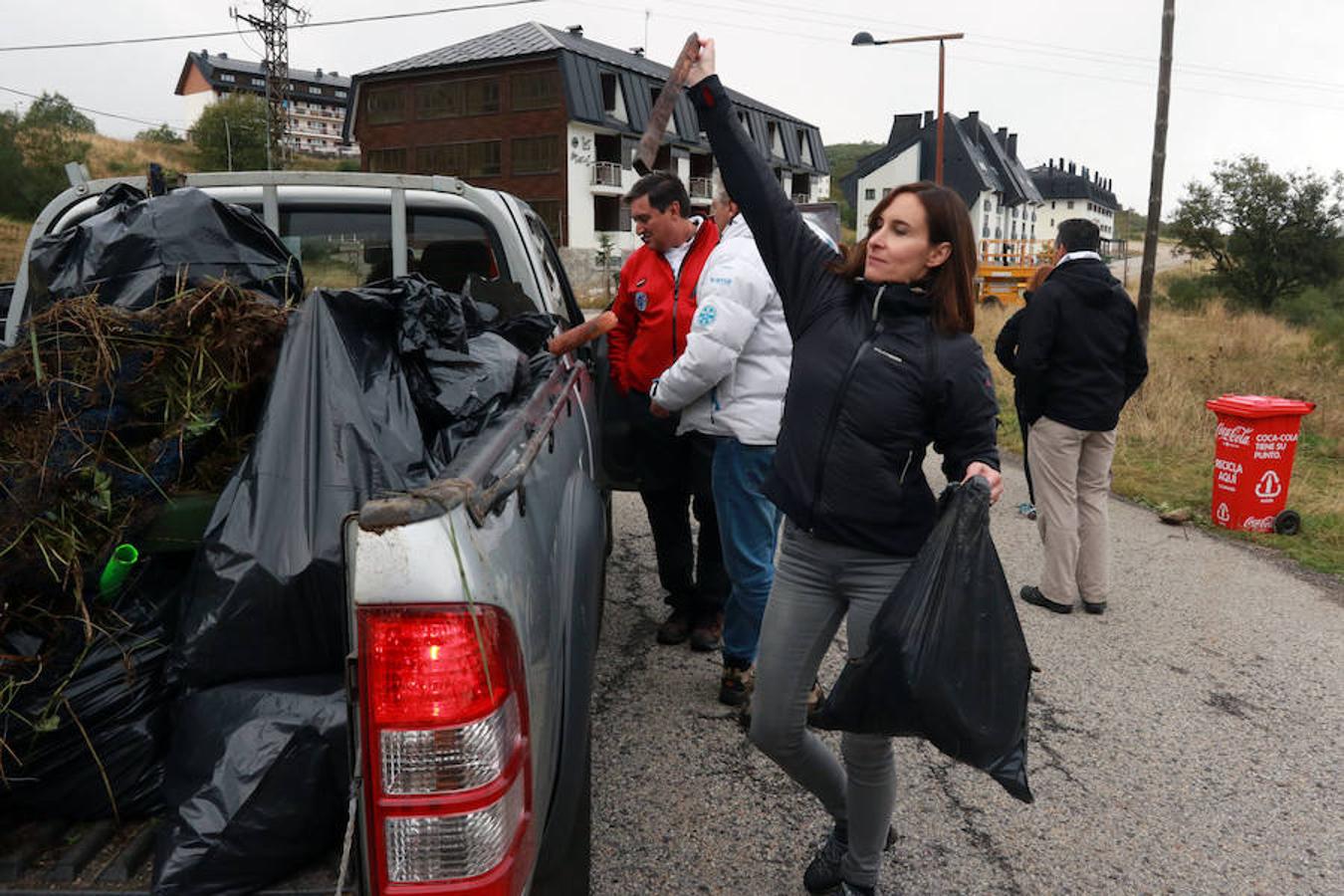 Limpieza de las pistas de Pajares
