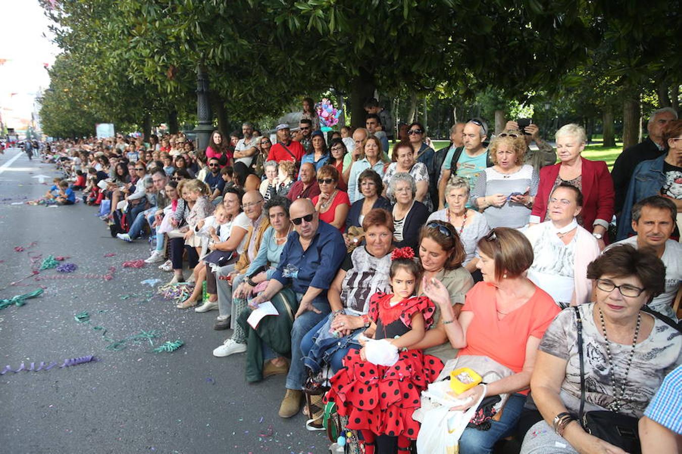 ¿Estuviste en el desfile del Día de América en Asturias? ¡Búscate!
