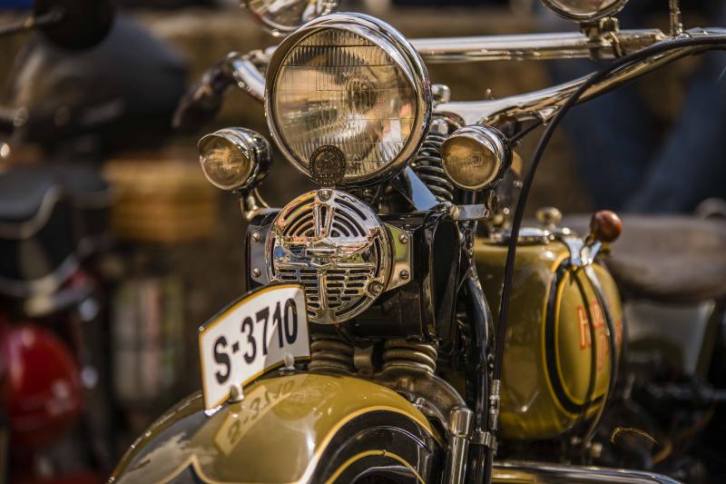 Las motos clásicas toman Colombres