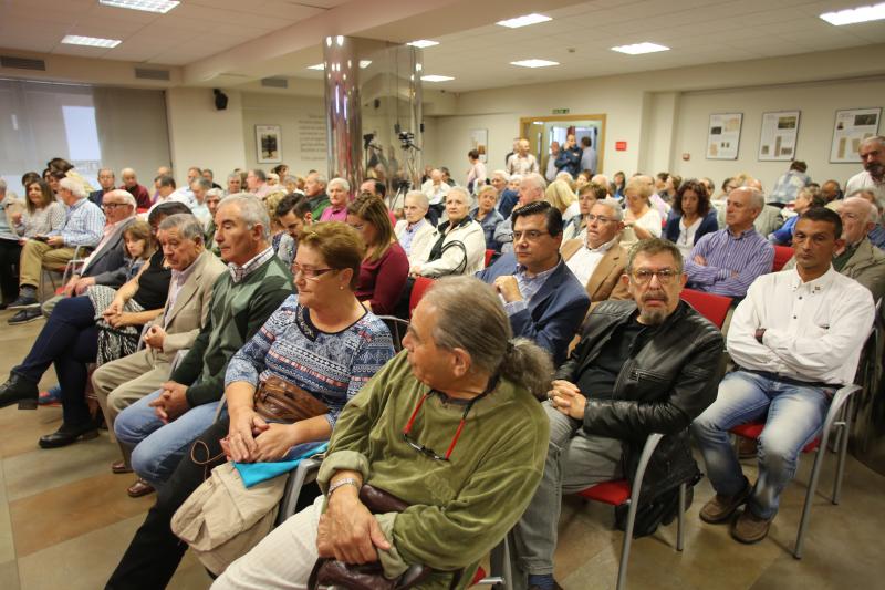 El PSOE de Gijón debate su posición sobre la investidura