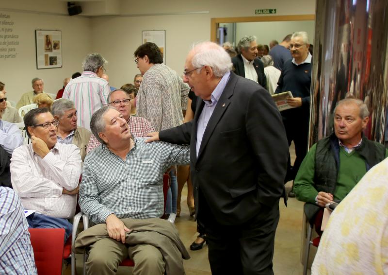 El PSOE de Gijón debate su posición sobre la investidura
