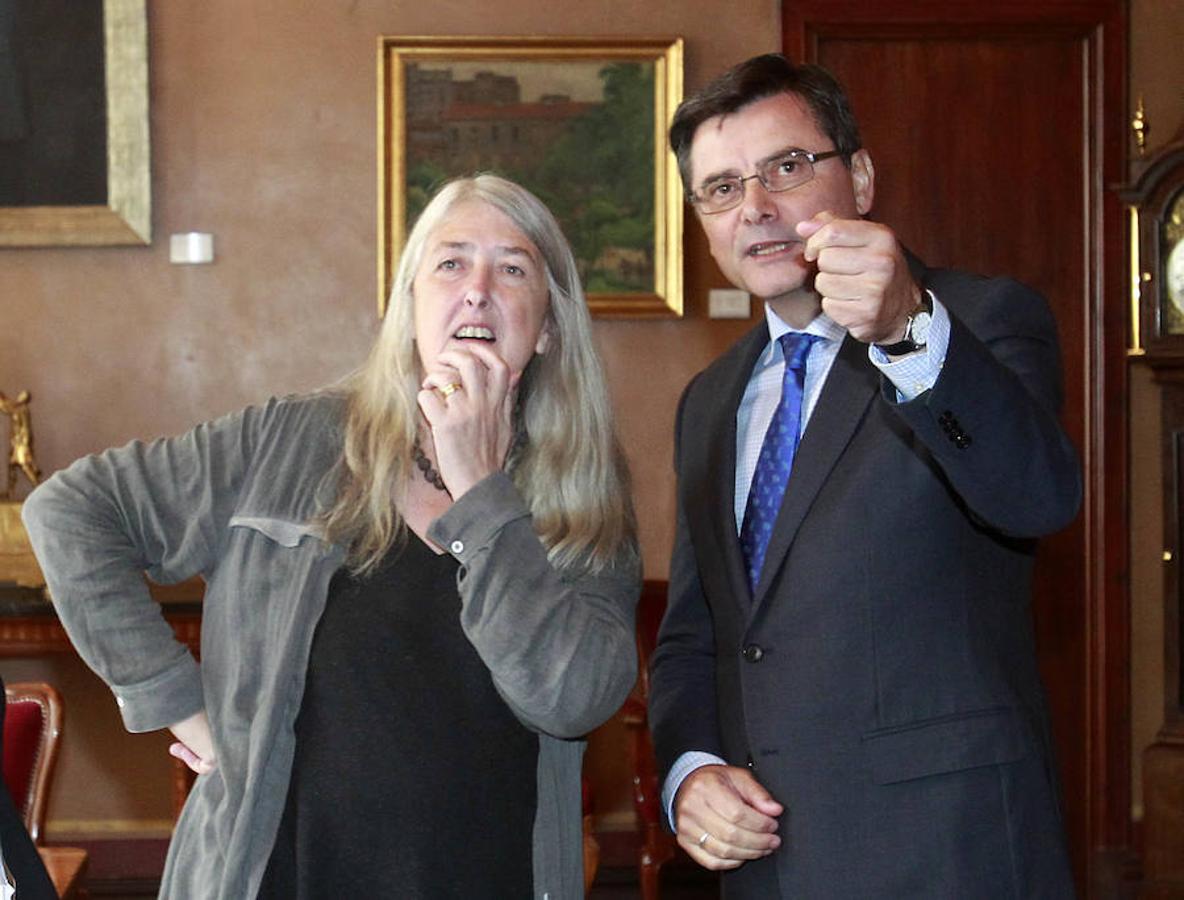 Encuentro con Mary Beard en la Junta General del Principado