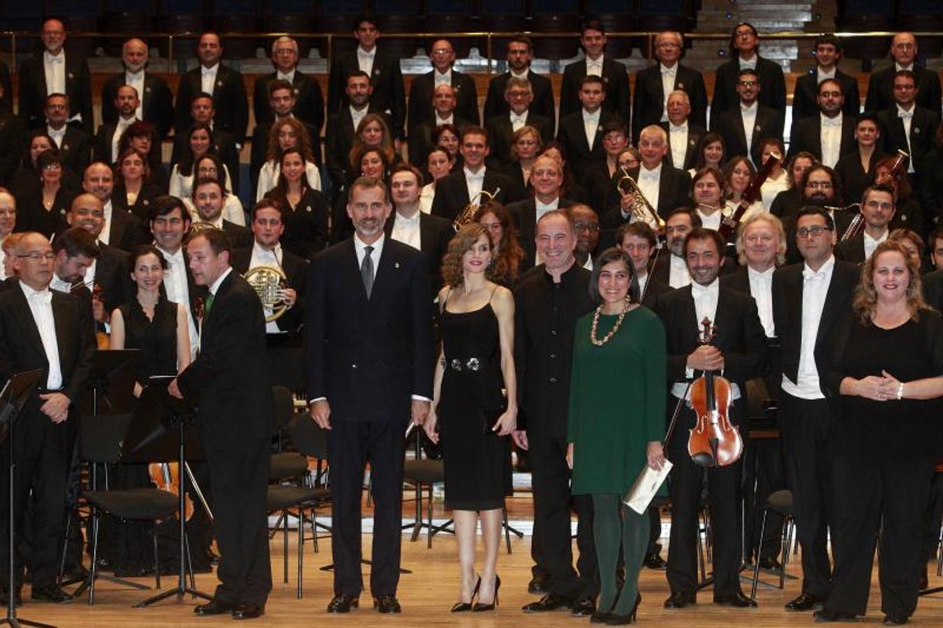 Los Reyes, en Oviedo para los Premios Princesa de Asturias