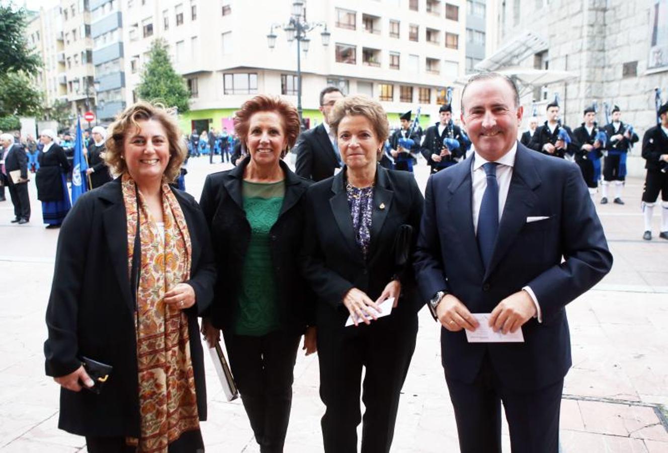 Los Reyes, en Oviedo para los Premios Princesa de Asturias