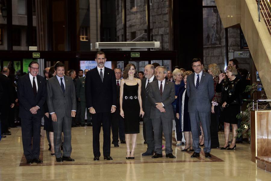 Los Reyes, en Oviedo para los Premios Princesa de Asturias