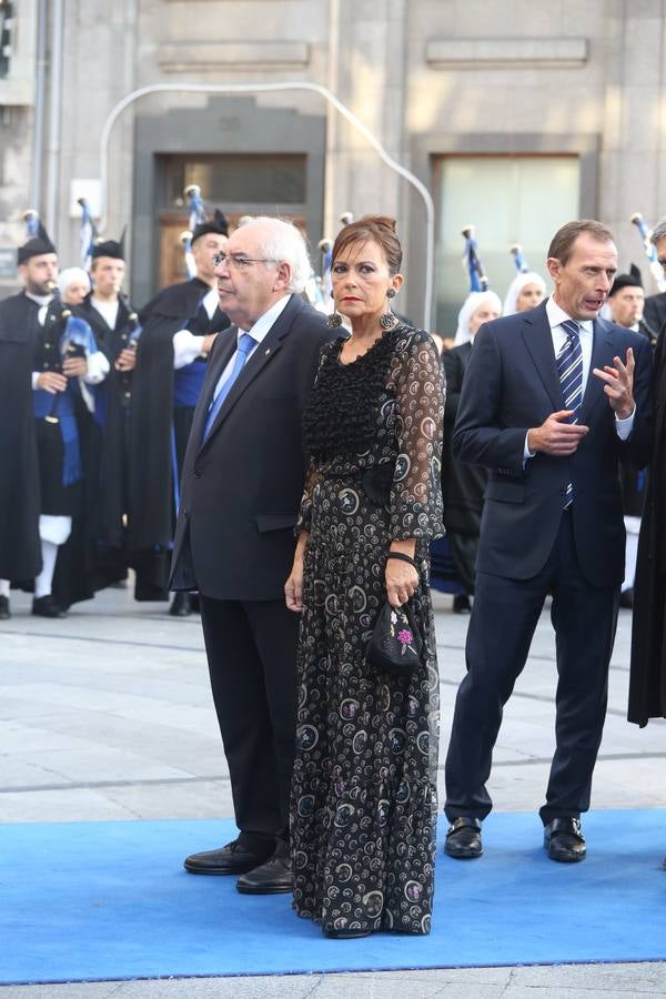 La alfombra azul de los Premios Princesa (II)