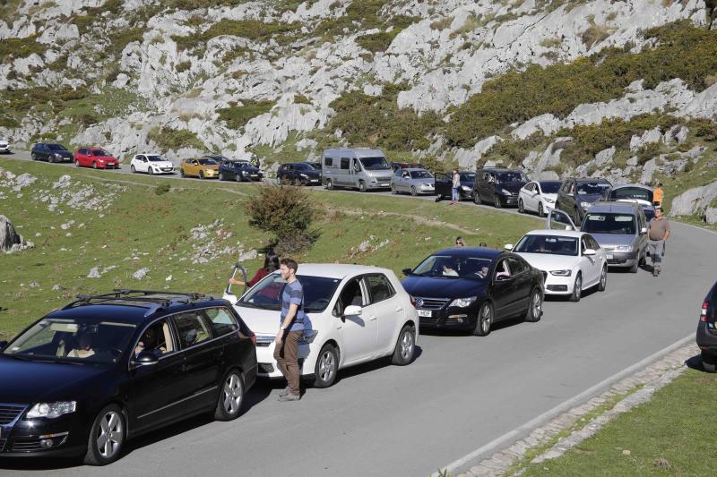 El acceso a los Lagos, colapsado