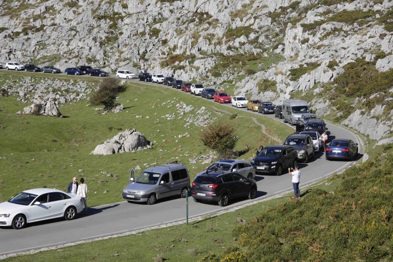 El acceso a los Lagos, colapsado