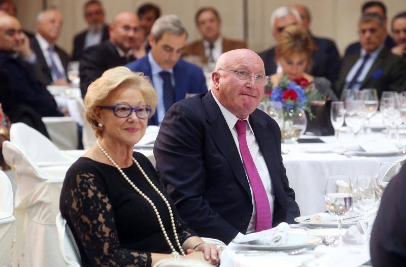 El grupo El Roxu, premio Asturmanager