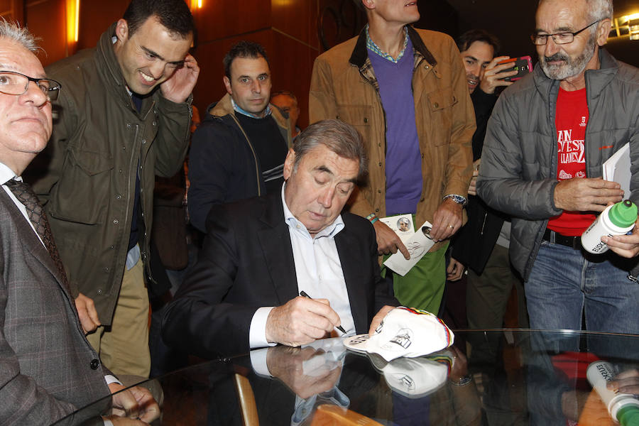 El ciclista Eddy Merckx deja huella en Asturias