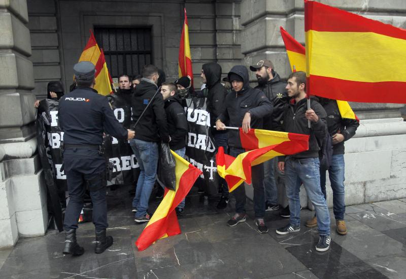 Manifestación contra las reválidas en Oviedo