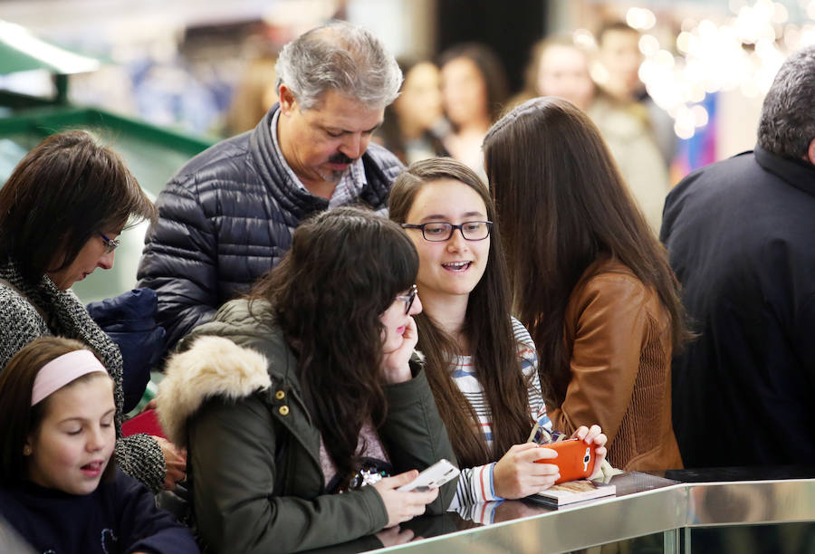 Oviedo se rinde a Vanesa Martín