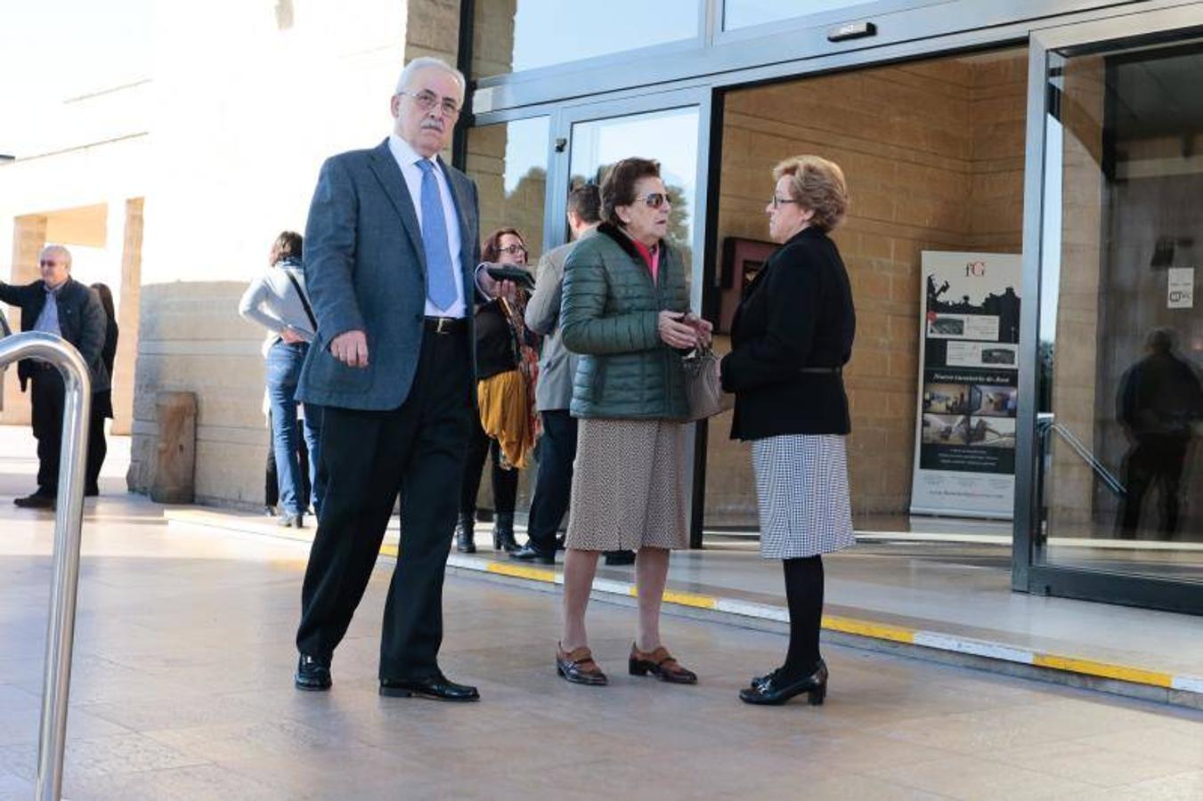 Familiares y conocidos despiden Claudio Fernández Junquera