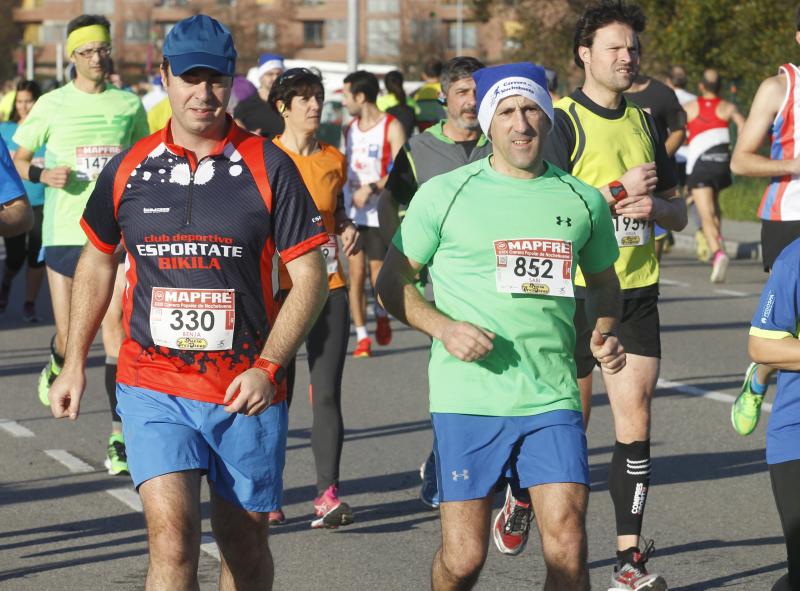 2.800 corredores en el Cross de Nochebuena de Gijón