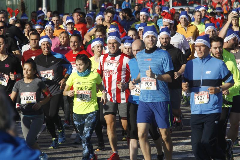 2.800 corredores en el Cross de Nochebuena de Gijón