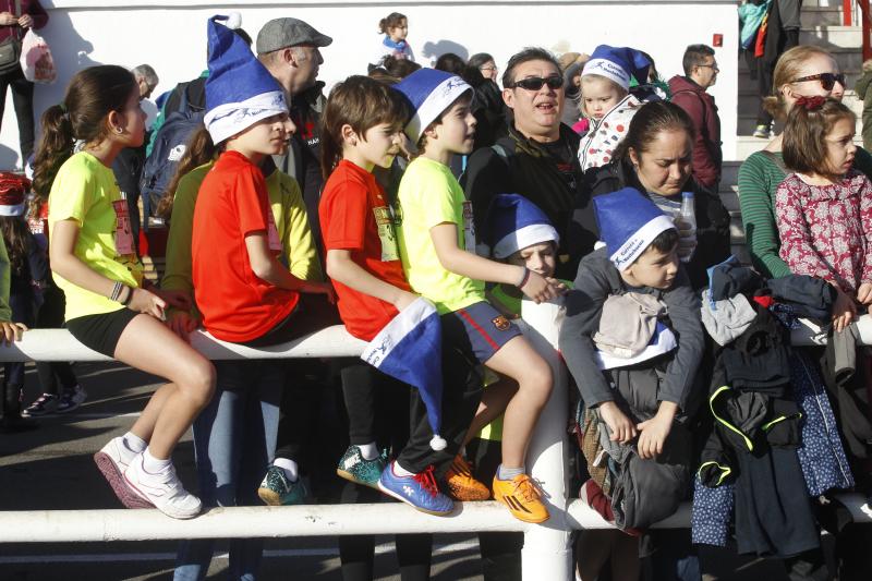 2.800 corredores en el Cross de Nochebuena de Gijón