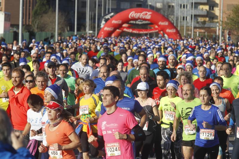 2.800 corredores en el Cross de Nochebuena de Gijón