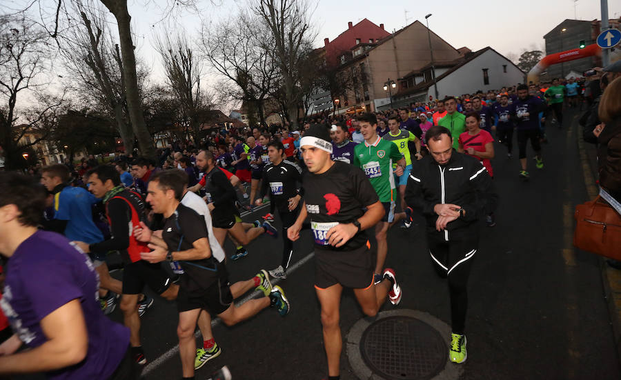 Avilés se echa a las calles para correr la San Silvestre (I)