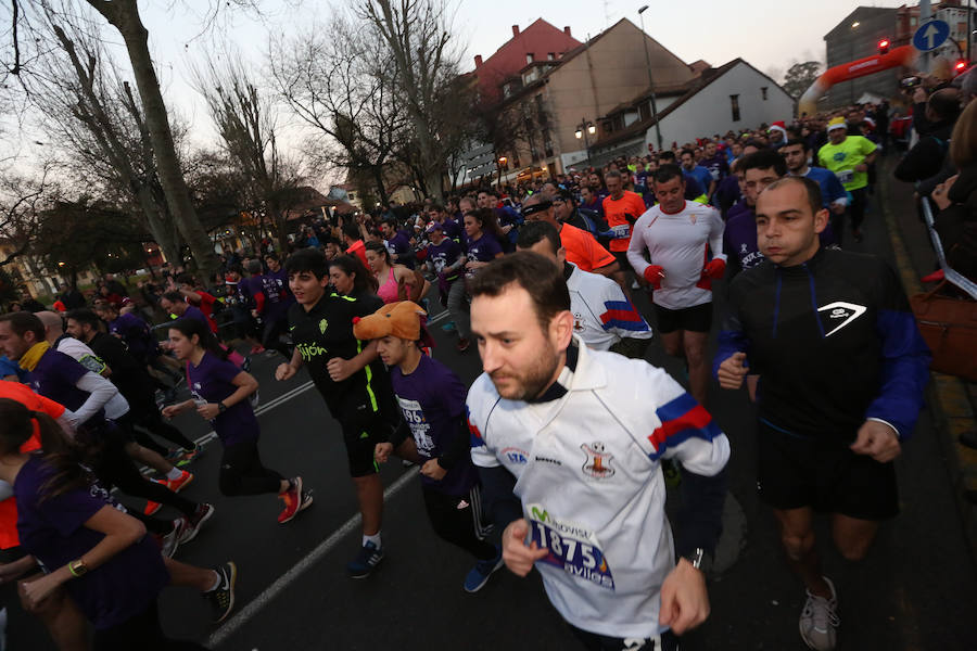 Avilés se echa a las calles para correr la San Silvestre (I)